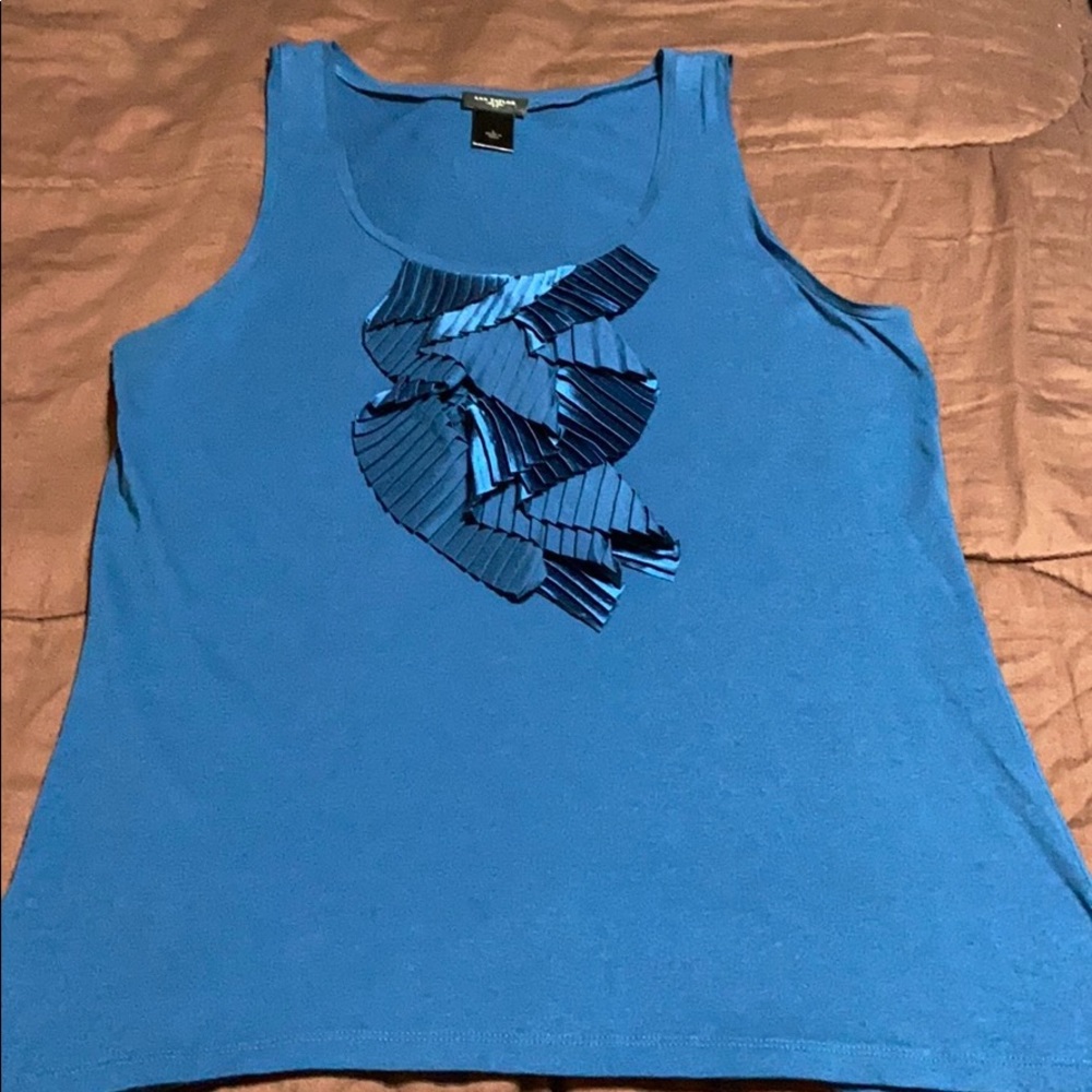 ANN Taylor Brand Tank. New Condition!